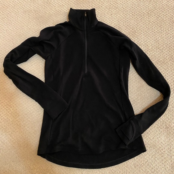 Black 1/4 zip black MEC sweater - Picture 2 of 5